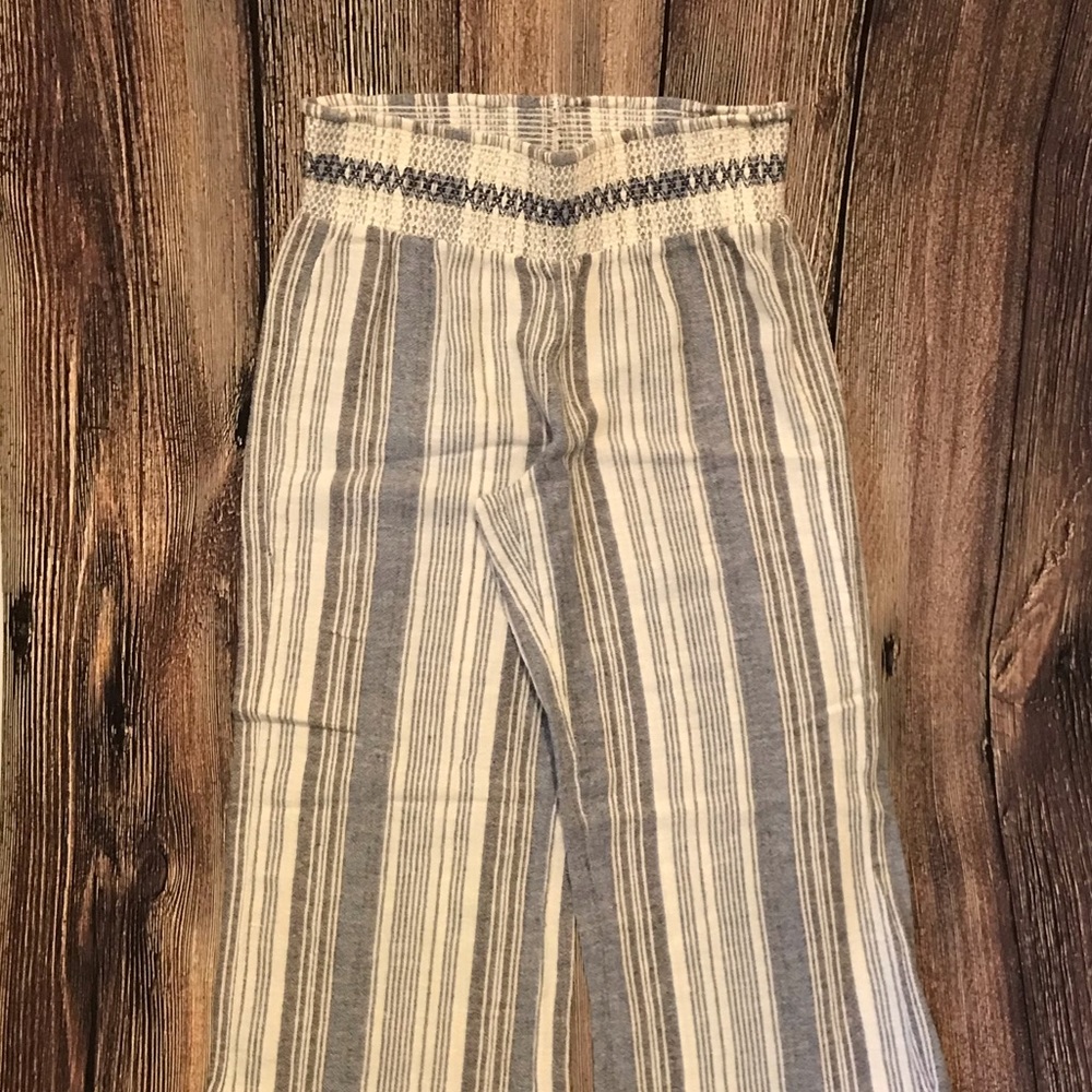 Women’s Blue and Beige Striped Pull on Large Pants